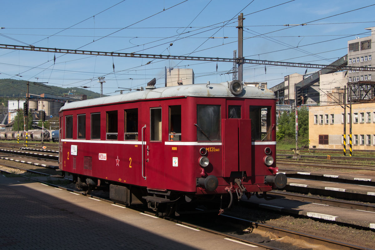 M131.1441 steht im Bahnhof Usti nad Labem-Strekow. Aufgenommen am 5. Mai 2018. 