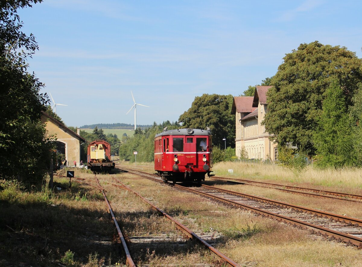 M131.1513 zu sehen am 09.09.23 in Křimov Richtung Chomutov.