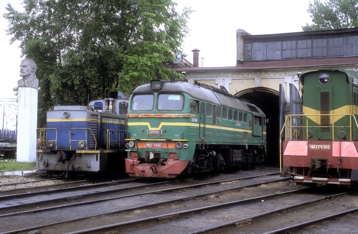  M62-1696  St. Petersburg - Moskovskij  05.06.06