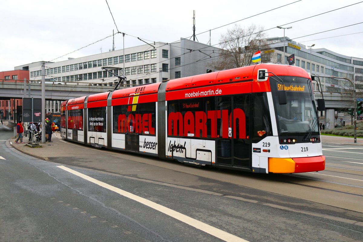 Mainzer Mobilität Stadler Variobahn Wagen 219 am 12.02.24 in Mainz Hbf