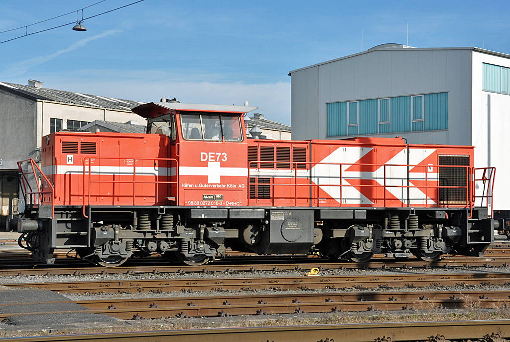 MaK DE 1002 (272 016-3) der HGK Nr. DE73 in Brühl-Vochem - 22.10.2013