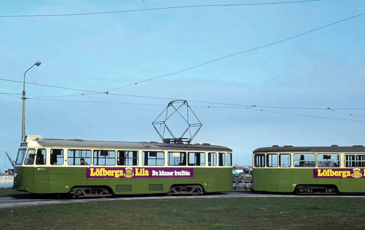 Malmö ML SL 4 (Tw 74 + Bw 198) Limhamn am 15. April 1973.