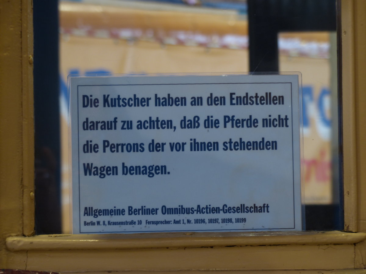 Manche Regel ist heute in Vergessenheit geraten. Tag der offenen Tür, Depot des Technikmuseums an der Monumentenstraße Berlin, 24.9.2017