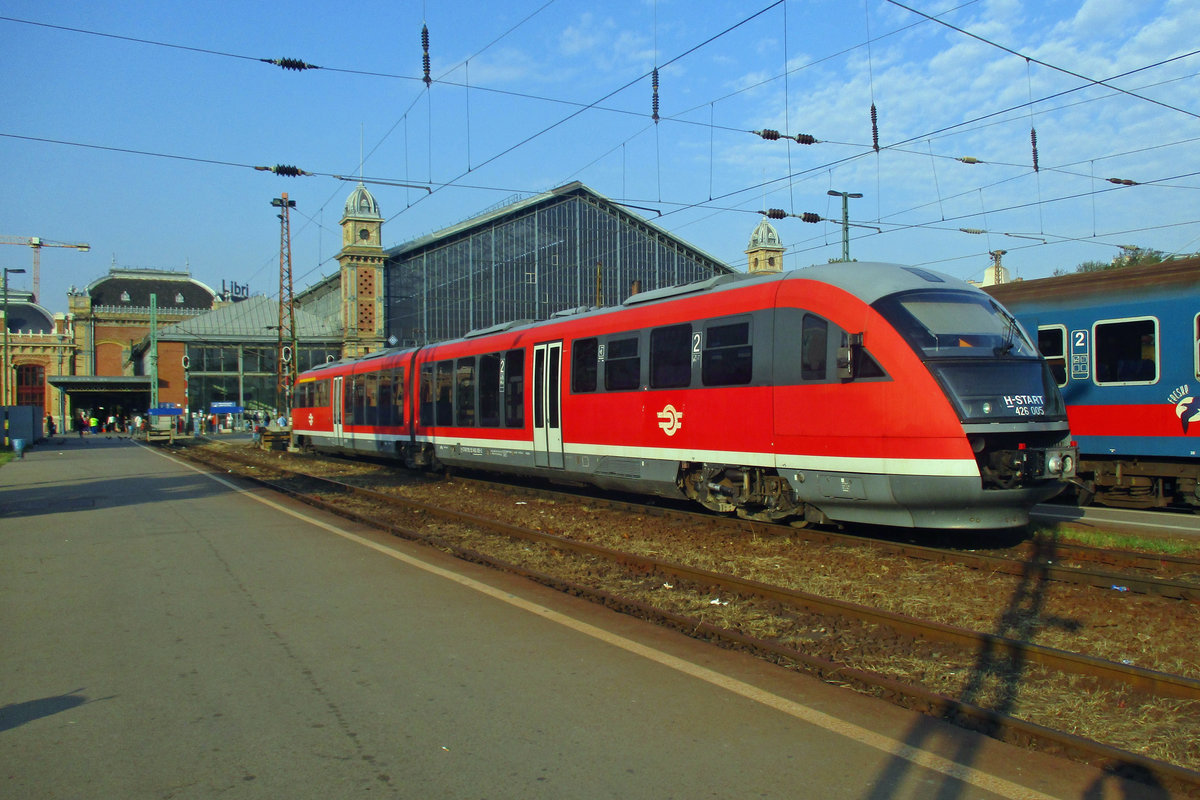 MAV Desiro 426 005 steht am 8 September 2018 in BUdapest-Nyugati.