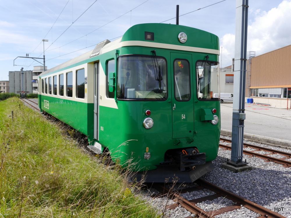MBC / BAM - Steuerwagen Bt 54 abgestellt im Depotareal von Biere am 17.08.2014 .. Standort des Fotografen auf einem Feld neben dem Depot