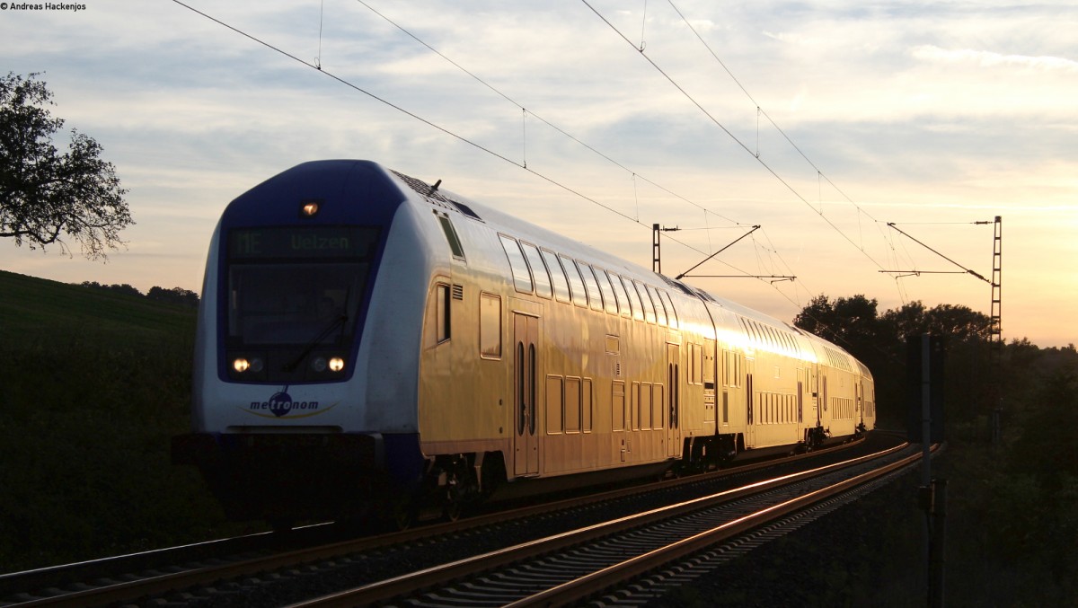 ME 82840 (Gttingen-Uelzen) mit Schublok 146 511-1 bei Einbeck 3.10.13