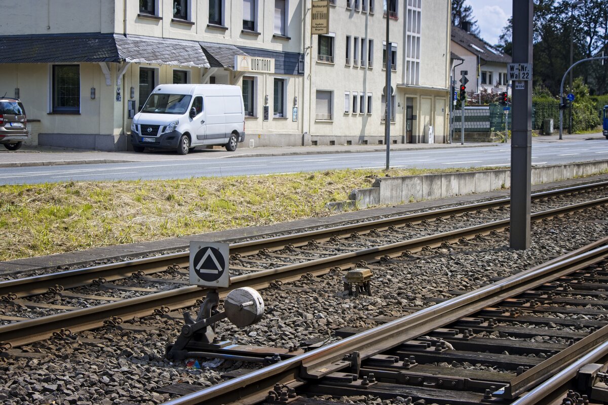 Mechanisch ortsgestellte Weiche an der Haltestelle Waldesruh in Dortmund-Eving (21.08.2021)