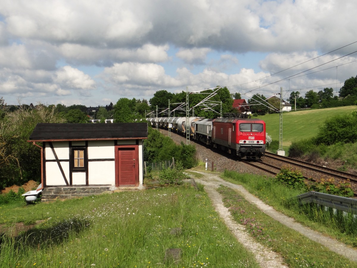 MEG 604 [91 80 6143 257-4 D-MEG] und 247 xxx zu sehen am 26.05.15 in Jößnitz/V.