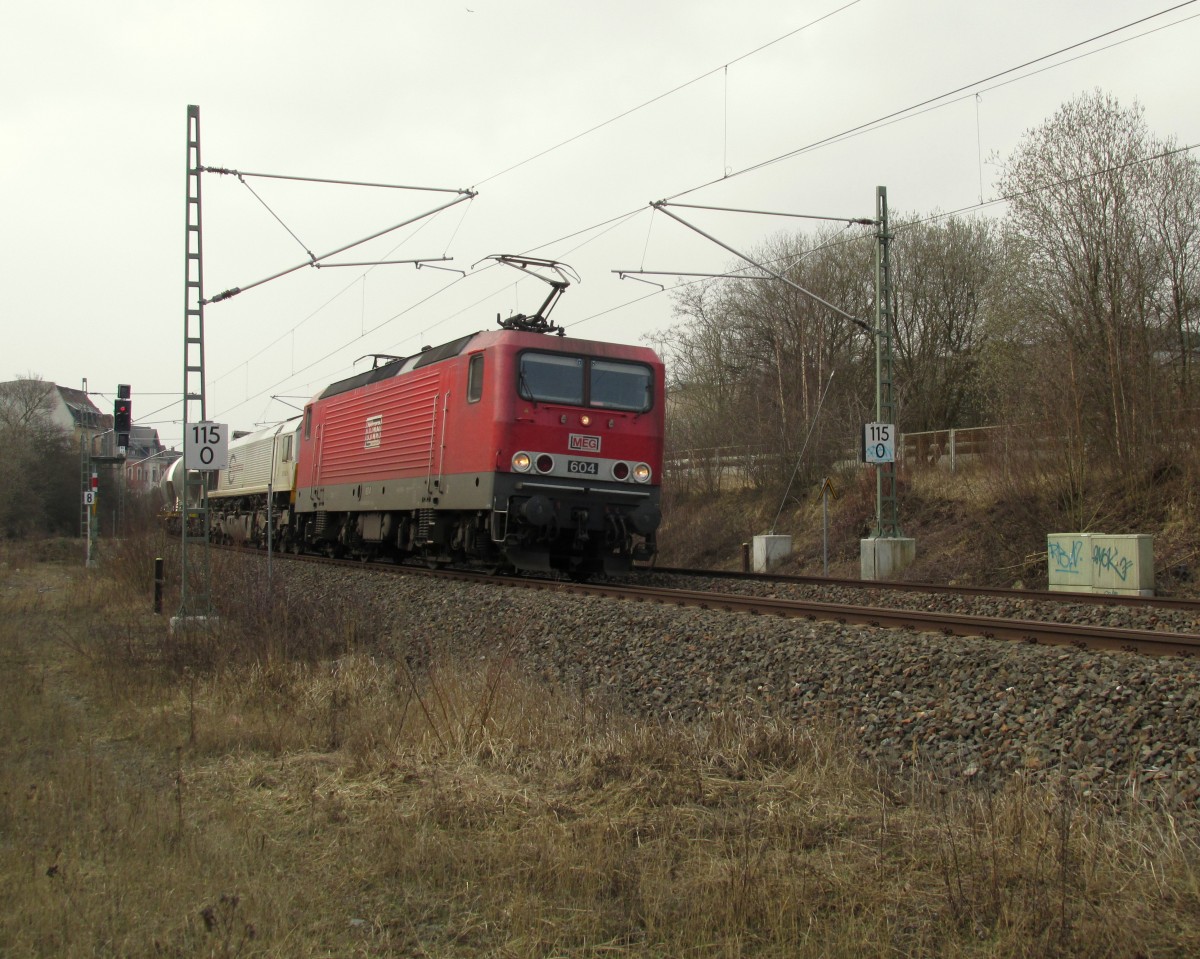 MEG 604 mit Zementleerzug in Plauen auf der Rückfahrt, gesehen am 21.03.2015. 