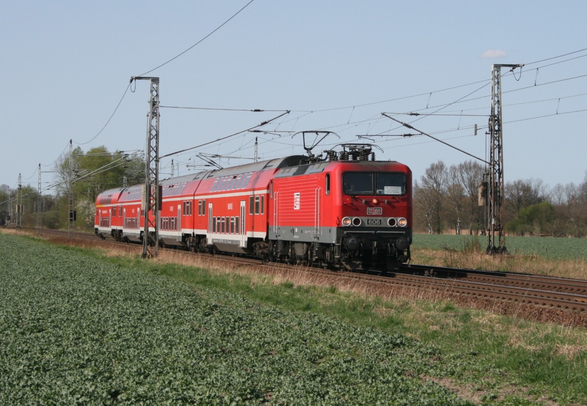 MEG 606 mit RE 18720 (Dessau Hbf–Wnsdorf-Waldstadt) am 10.04.2011 zwischen Zossen und Wnsdorf-Waldstadt