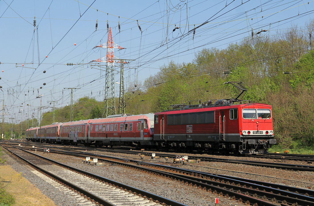 MEG 709 (155 049) // Gremberg (Köln) // 21. April 2019.
Überführung von drei VT 610 zur Verschrottung nach Trier-Ehrang.