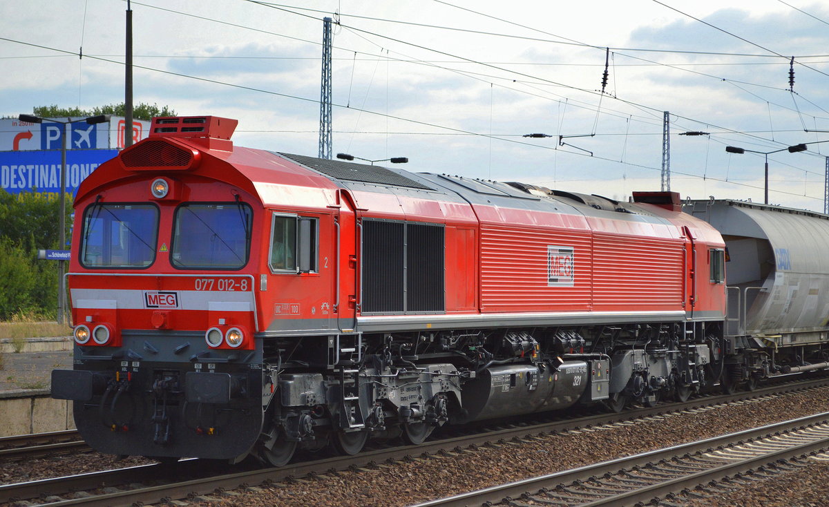 MEG mit 077 012-8   321  [NVR:  92 87 0077 012-8 F-MEG ] und Zementstaubzug (leer) Richtung Rüdersdorf am 28.08.18 Bf. Flughafen Berlin-Schönefeld.