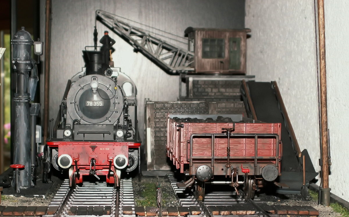 Mein Diorama Spur 1 mit Märklin Lok 78-355.Lokbehandlung.