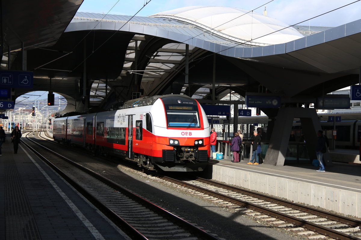 Mein erster Kontakt mit der Reihe 4744 in Graz Hauptbahnhof am heutigen 21.02.2017