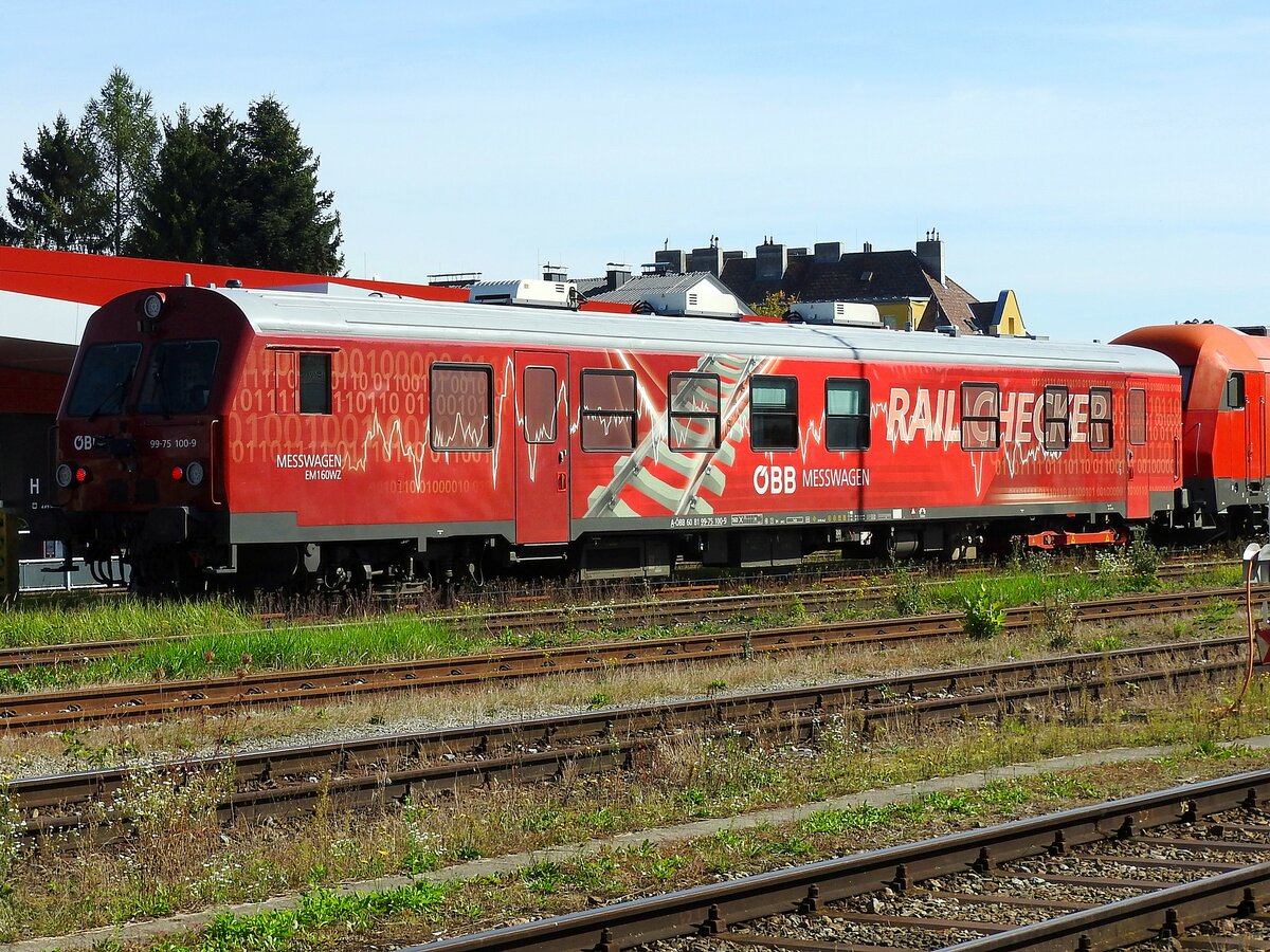 Messwagen_EM160WZ-RAILCHECKER (60819975100-9), wartet im Bhf.Ried i.I. auf die Weiterfahrt in Richtung Attnang/Pu; 220913