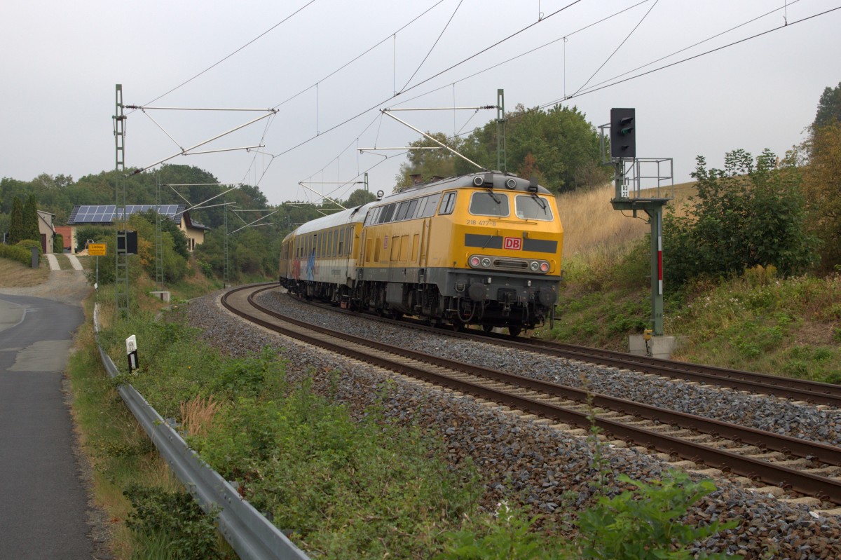 Messzug von DB-Netz unterwegs im Vogtland mit der 218 477-8 schiebend. Aufgenommen am 13.08.2015 in Liebau/Pöhl