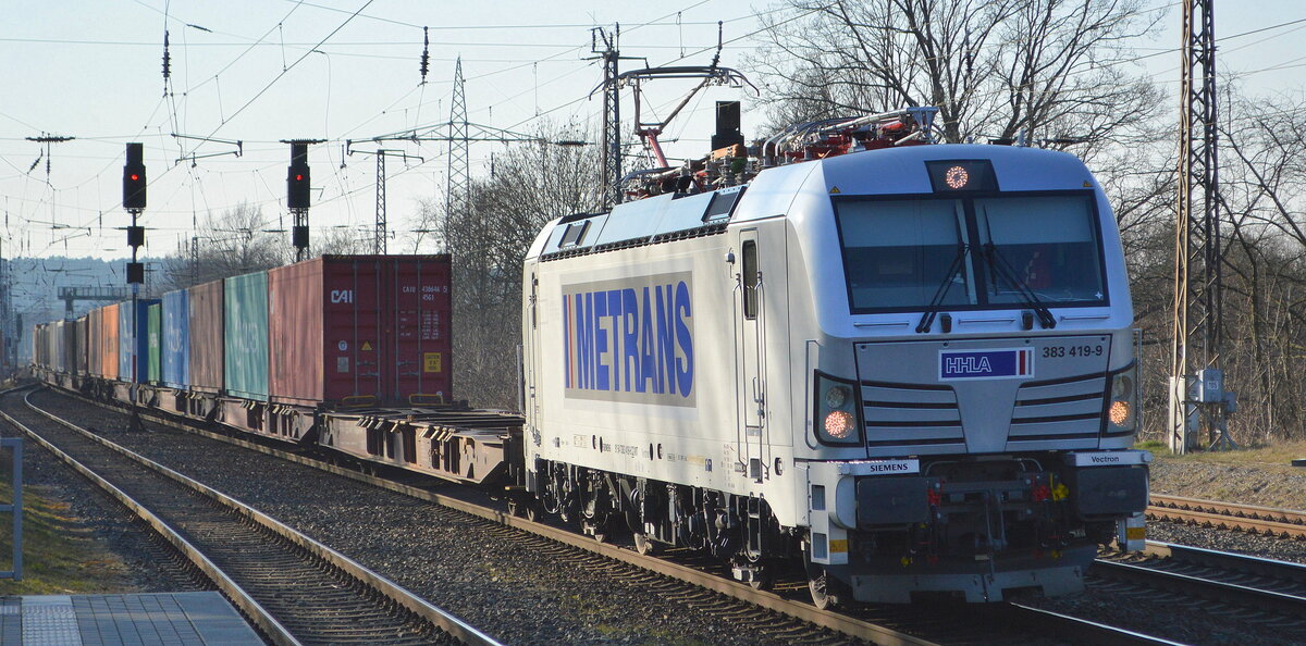 METRANS a.s., Praha [CZ] mit ihrer neuen  383 419-9  [NVR-Nummer: 91 54 7383 419-9 CZ-MT] und Containerzug am 10.03.22 Durchfahrt Bf. Saarmund.