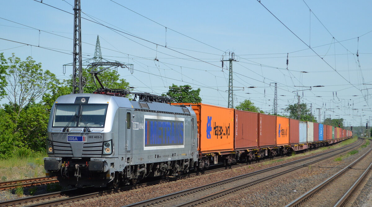 METRANS a.s., Praha [CZ] mit  383 403-3  [NVR-Nummer: 91 54 7383 403-3 CZ-MT] und Containerzug am 16.05.22 Durchfahrt Bf. Saarmund.