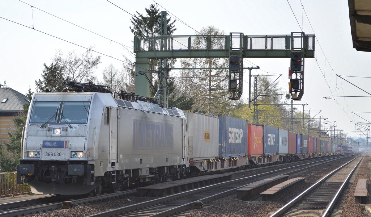 METRANS Rail s.r.o. mit  386 030-1  [NVR-Nummer: 91 54 7386 030-1 CZ-MT] und Containerzug am 02.04.19 Dresden-Strehlen Richtung Tschechien.