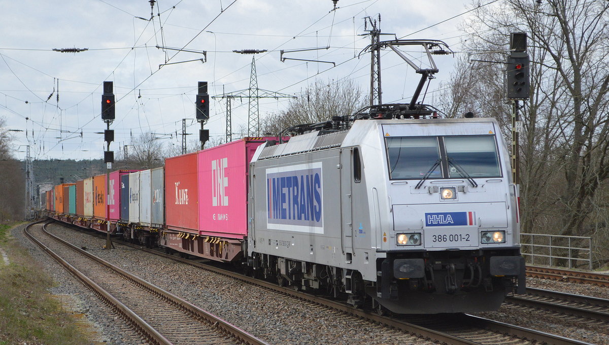 METRANS Rail s.r.o., Praha [CZ]  386 001-2  [NVR-Nummer: 91 54 7386 001-2 CZ-MT] mit Containerzug am 11.03.20 Bf. Saarmund.