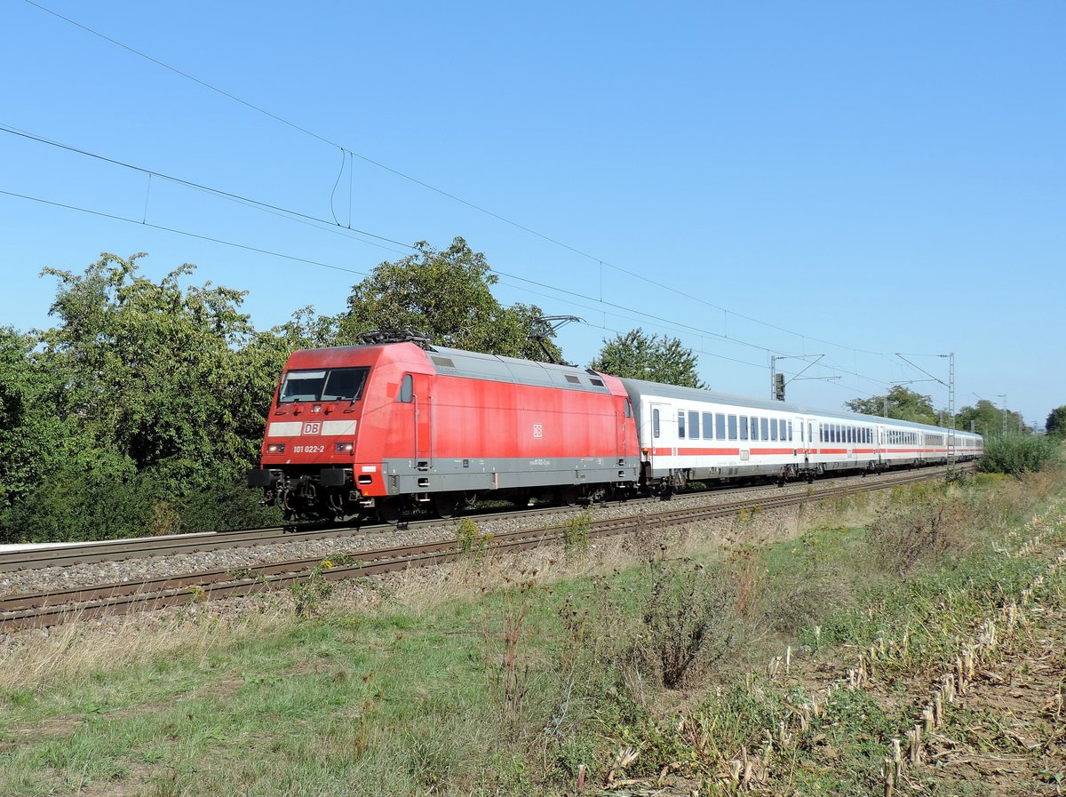 Metterzimmern - 8. September 2020 : 101 022 am IC 1116 Stuttgart - Münster.