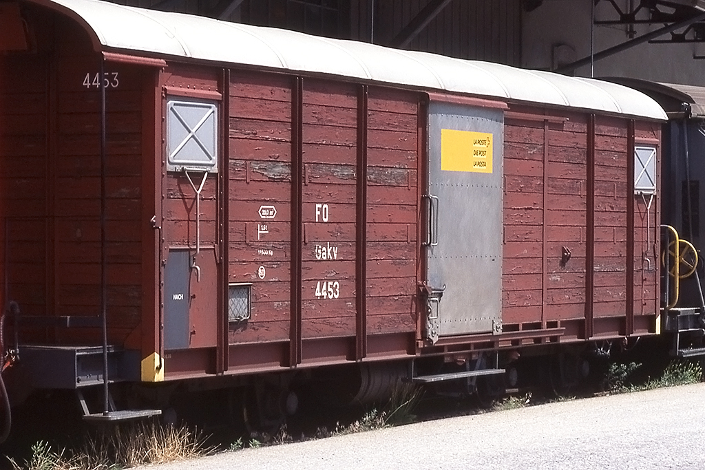 MGB, Gakv, 4453, 26.06.2004 Brig




