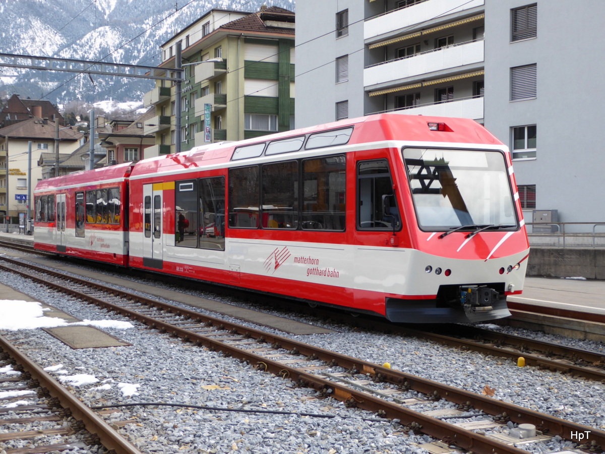 MGB - Gelenksteuerwagen ABt  2133 im MGB Bahnhof in Brig am 16.02.2016
