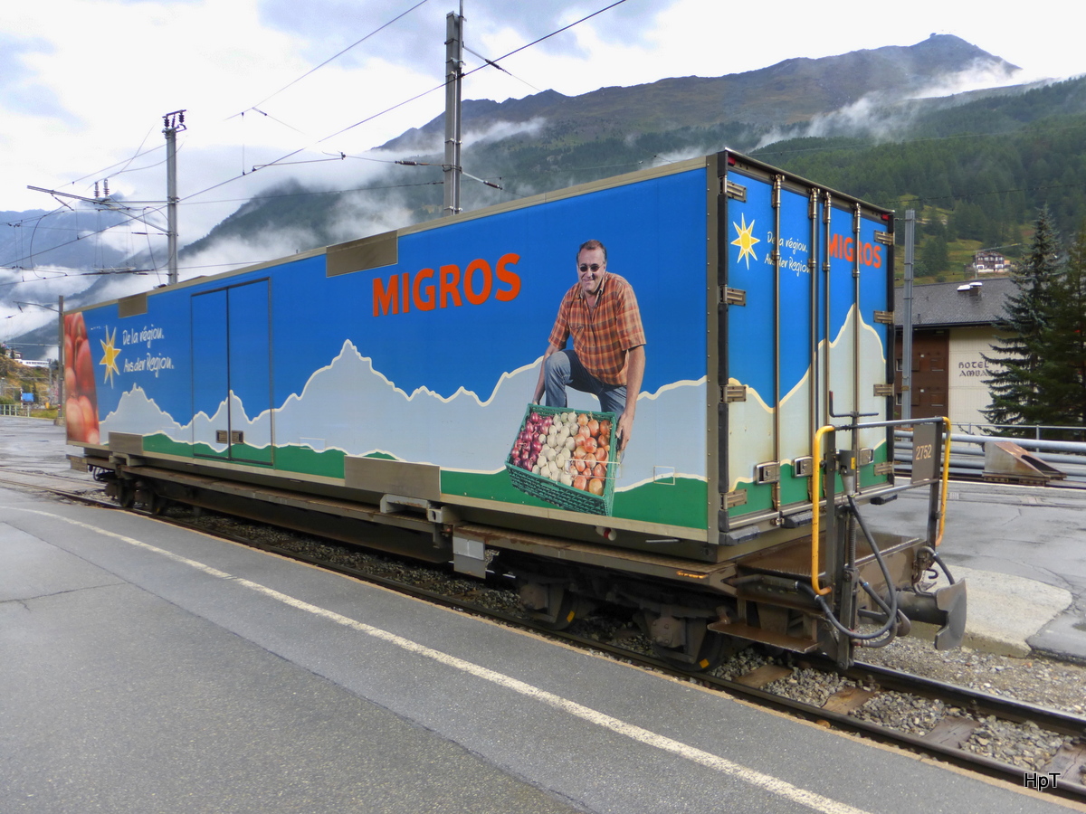 MGB - Güterwagen Sbkv 2752 in Zermatt am 14.08.2015