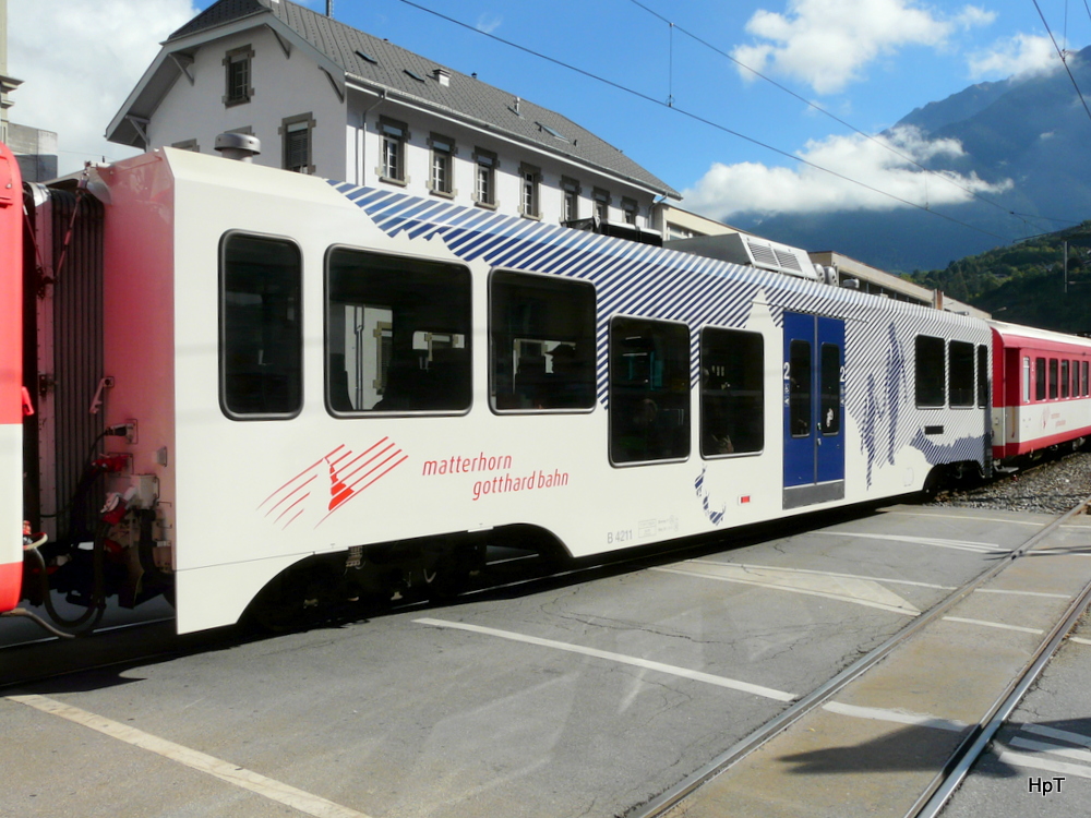 MGB - Personenwagen 2 Kl. B 4211 in Brig am 22.09.2014