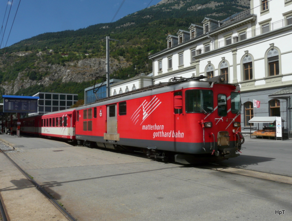 MGB - Triebwagen Deh 4/4 54 mit Regio in Brig am 02.09.2013