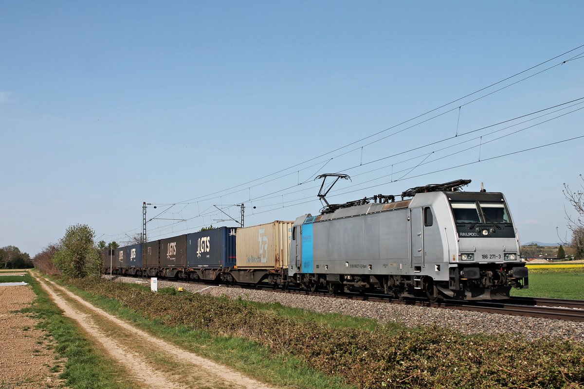 Mit dem DGS 40047 (Zeebrugge Ramskapelle-Piacenza) fuhr am Nachmittag des 16.04.2020 die Rpool/XRAIL 186 271-3 südlich von Buggingen über die Rheintalbahn durchs Markgräflerland in Richtung Basel, wo sie ihren Zug an die BLS Cargo übergeben wird.