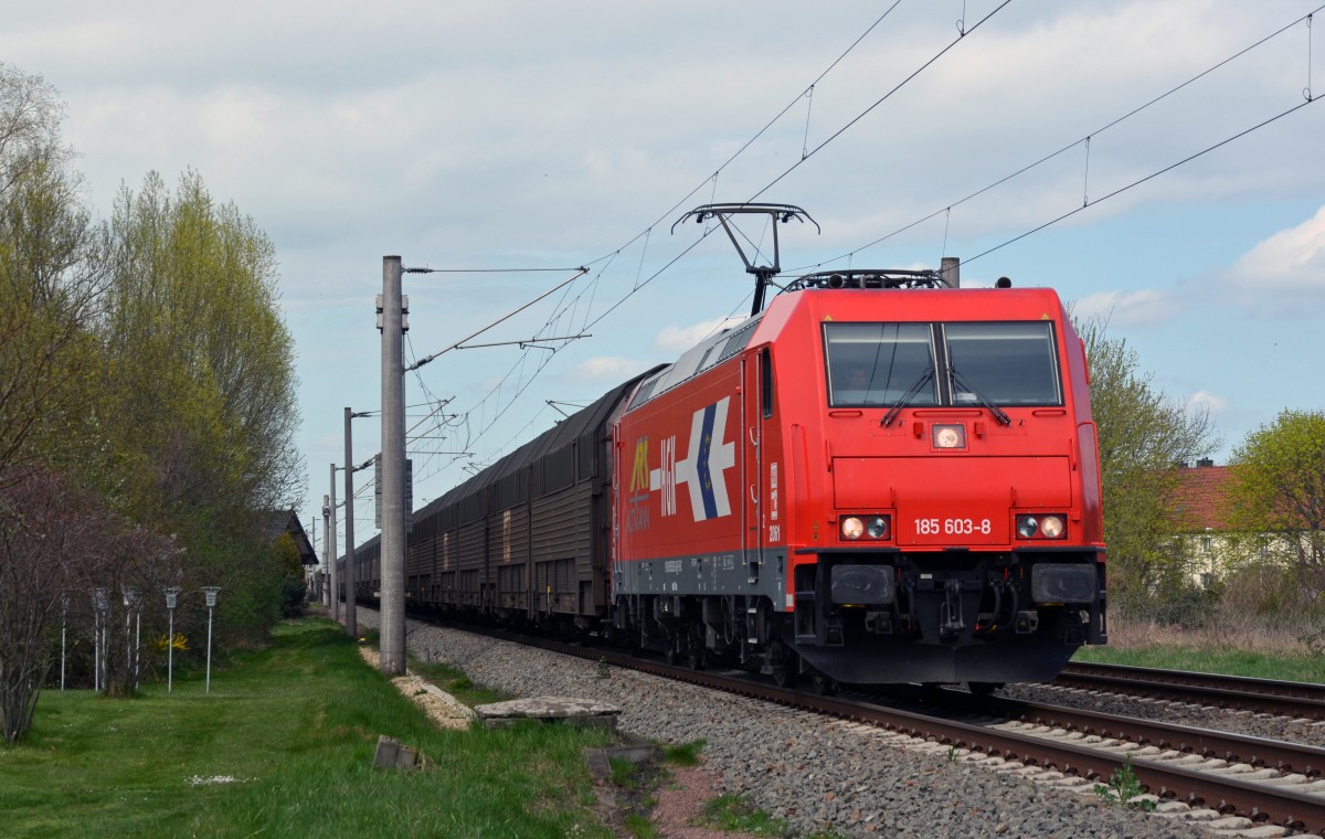Mit einem ARS-Autozug rollte 185 603 der HGK/RHC am 16.04.15 durch Greppin Richtung Bitterfeld.