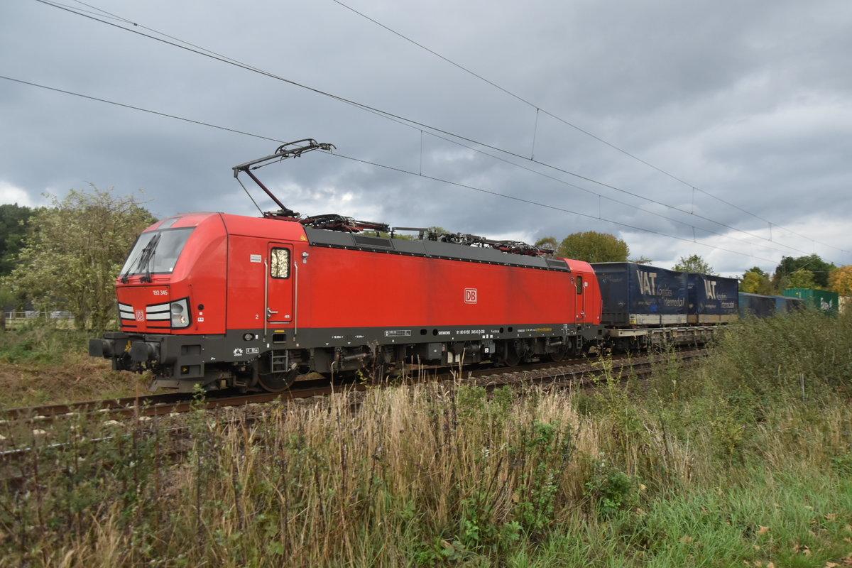Mit einem Klv kam die DB 193 345 am Einheitstag aus Richtung Neuss Weißenberg gen Osterath fahrend vors Objektiv.3.10.2019