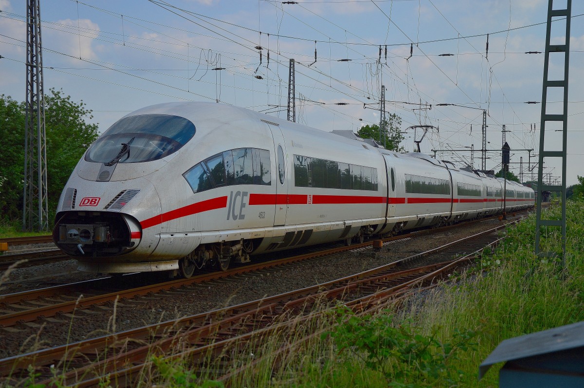 Mit offener Klappe im Nachschuß ist hier der 406 003-4 Mannheim in Grevenbroich bei der Durchfahrt nach Köln zu sehen...die Kbs 480 ist wegen Bauarbeiten gesperrt in Teilen und so gibt es wieder Umleiterverkehr..9.6.2015