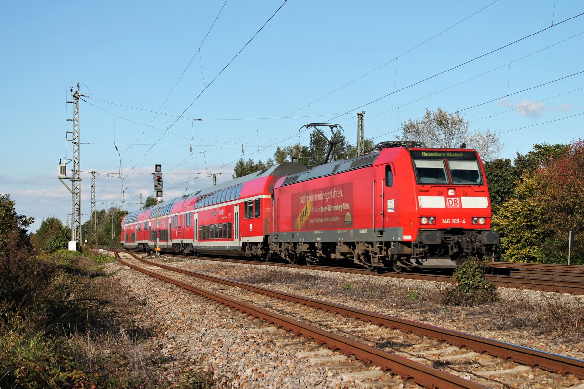 Mit einer RB (Offenburg - Neuenburg (Baden)) fuhr am 27.09.2014 die Freiburger 146 109-4  Baden Württemberg erfahren/Lahr (Schwarzw)  in den Bahnhof von Orschweier.