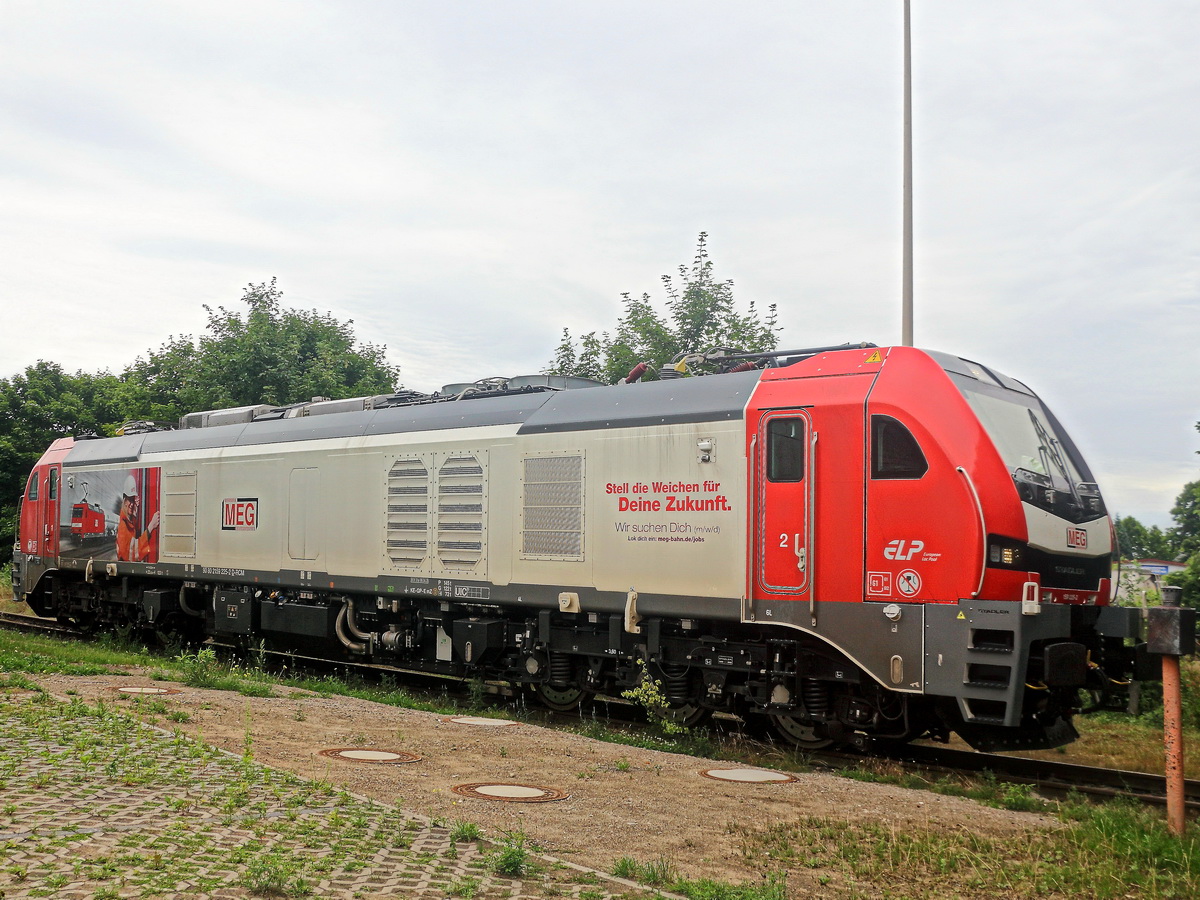 Mitteldeutsche Eisenbahn GmbH 159 225-2 (NVR Nummer 90 80 2159 225-2 D-RCM)am 08. Juni 2021 in Rüdersdorf.