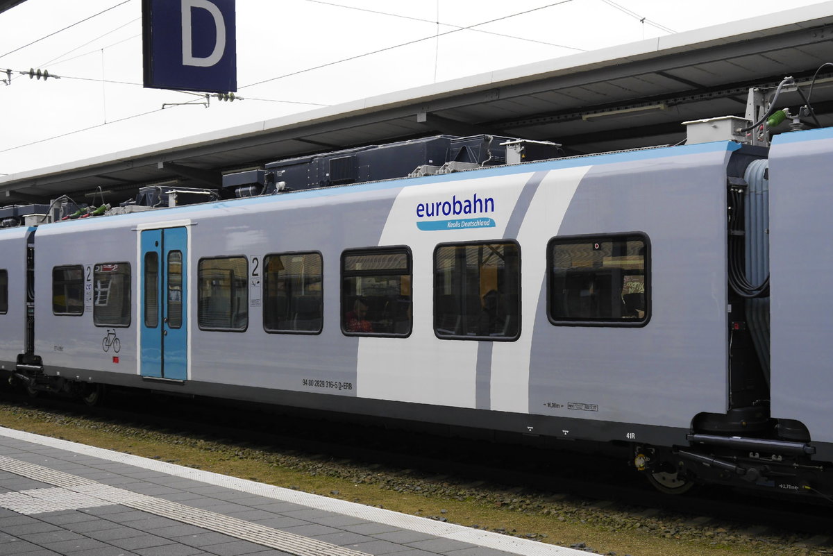 Mittelwagen 94 80 2829 316-5 D-ERB des Mehrsystem-Flirt ET 4.06 der Eurobahn. Rheine, 14.1.18.