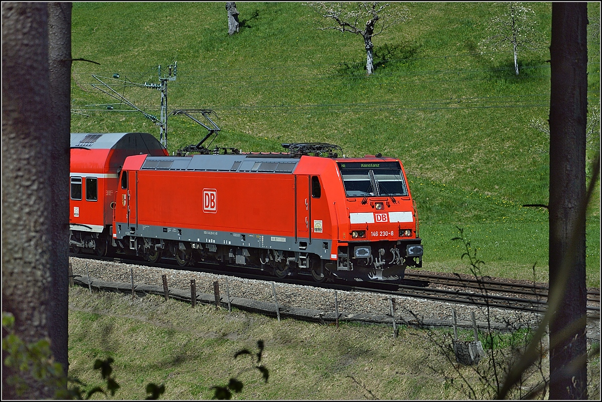 Mitten im Schwarzwald: 146 230-8 zwischen Hohnen- und Gundwaldtunnel. April, 2015