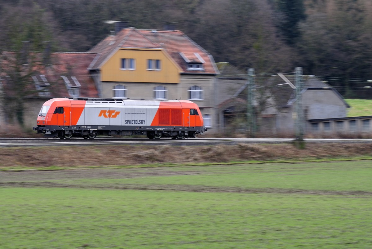 Mitzieher (Panning) der Diesellokomotive 2016 908-3  ER20 aus dem Hause Siemens,
von  RTS Rail Transport. Am 22.2.2014 im Wurmtal bei Rimburg Übach-Palenberg KBS 485