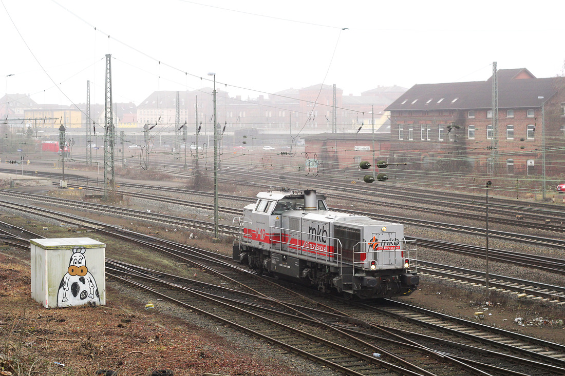 MKB V19 durchfährt am 6. Februar 2017 den Bahnhof Minden (Westfalen).