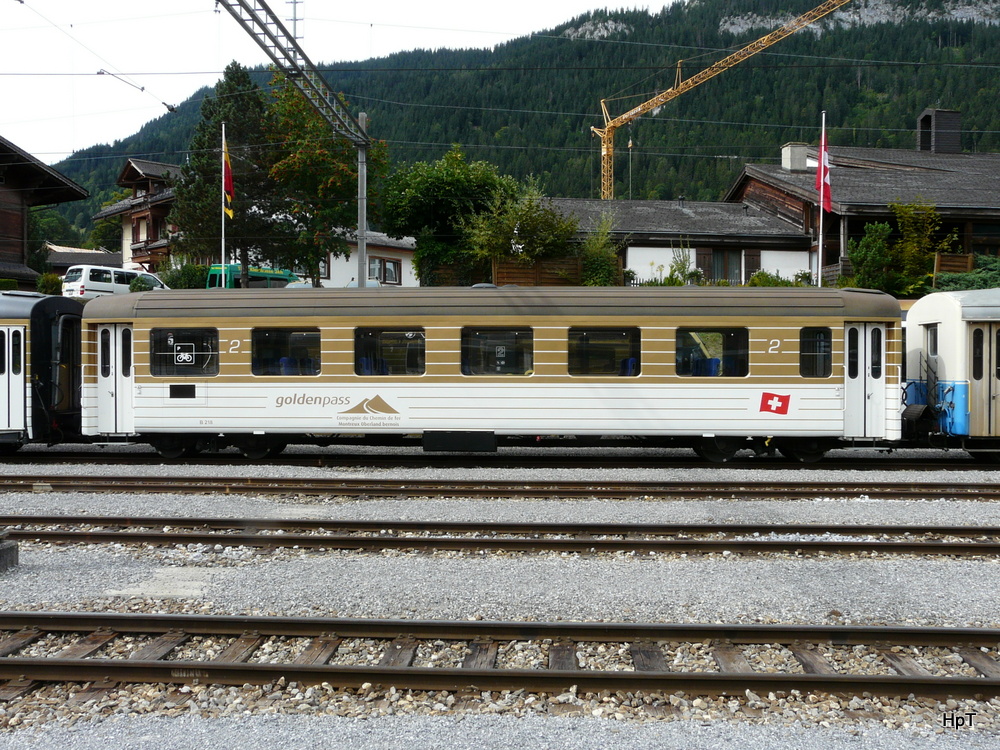 MOB / Goldenpass - Personenwagen 2 Kl.  B 218 im Bahnhofsareal von Zweisimmen am 14.09.2013