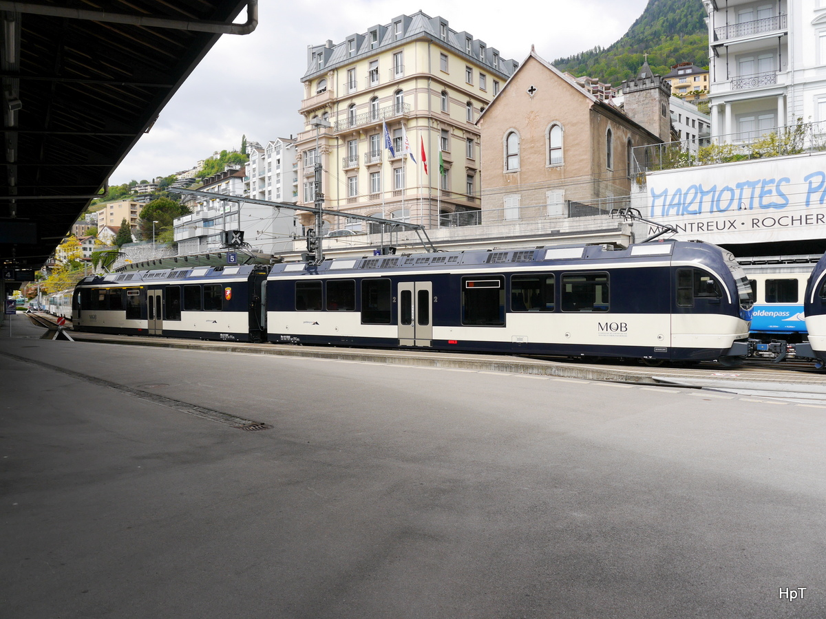 MOB - ABe 4/4 9302 zusammen mit Be 4/4 bei Rangierfahrten im Bahnhofsareal in Montreux am 09.045.2017