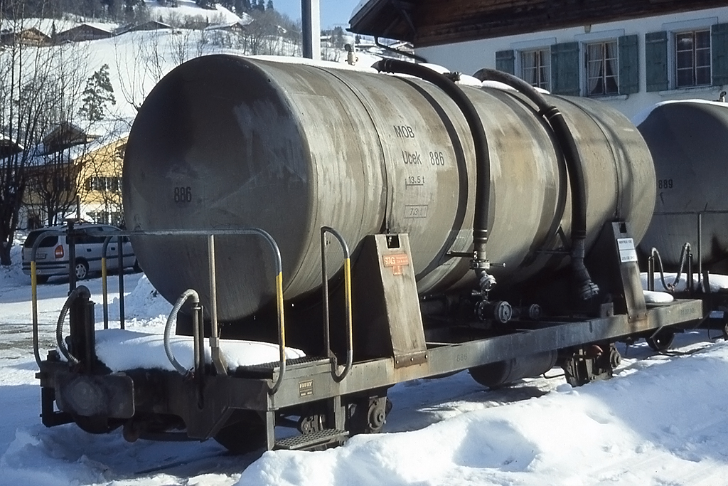 MOB, Ucek, 886, 01.02.2004, Saanen 



