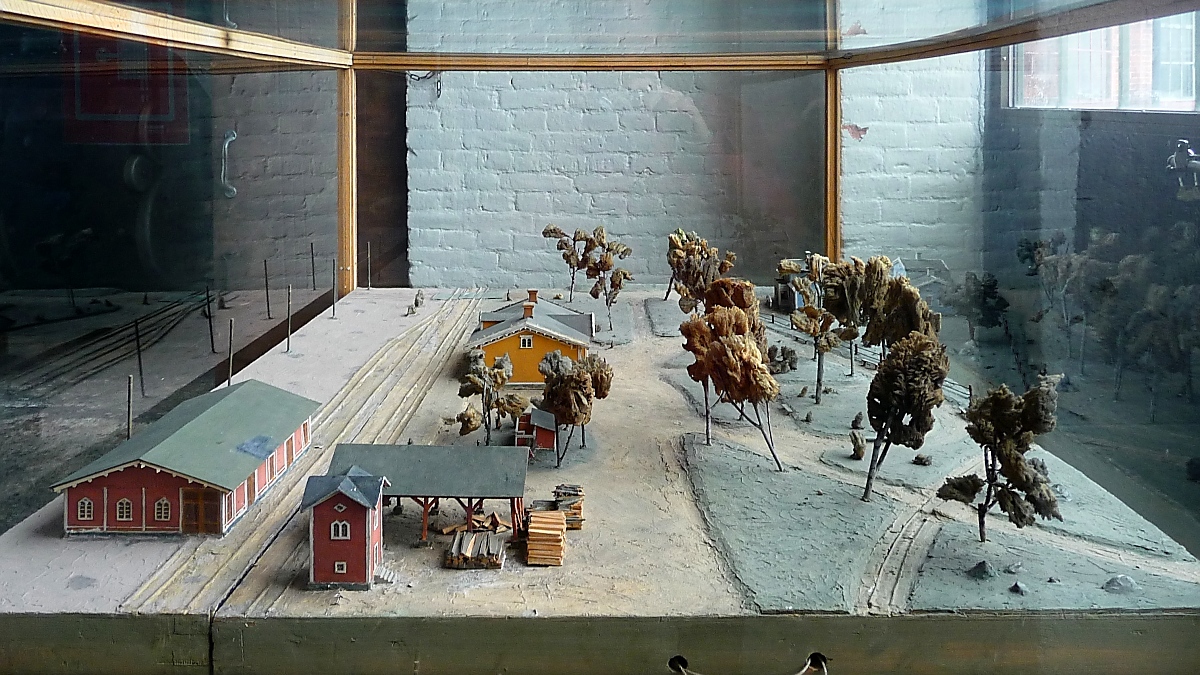 Modell des ursprünglichen Zustands des Bahnhofs Hyvinkää um 1862 im Finnischen Eisenbahnmuseum in Hyvinkää, 14.4.13 