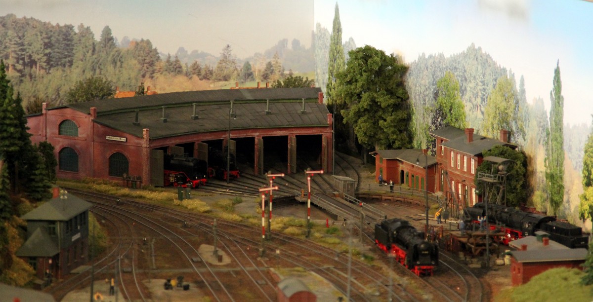 Modellbahn Szene auf einer Modellbahnanlage in Gera. Foto 09.11.2013 