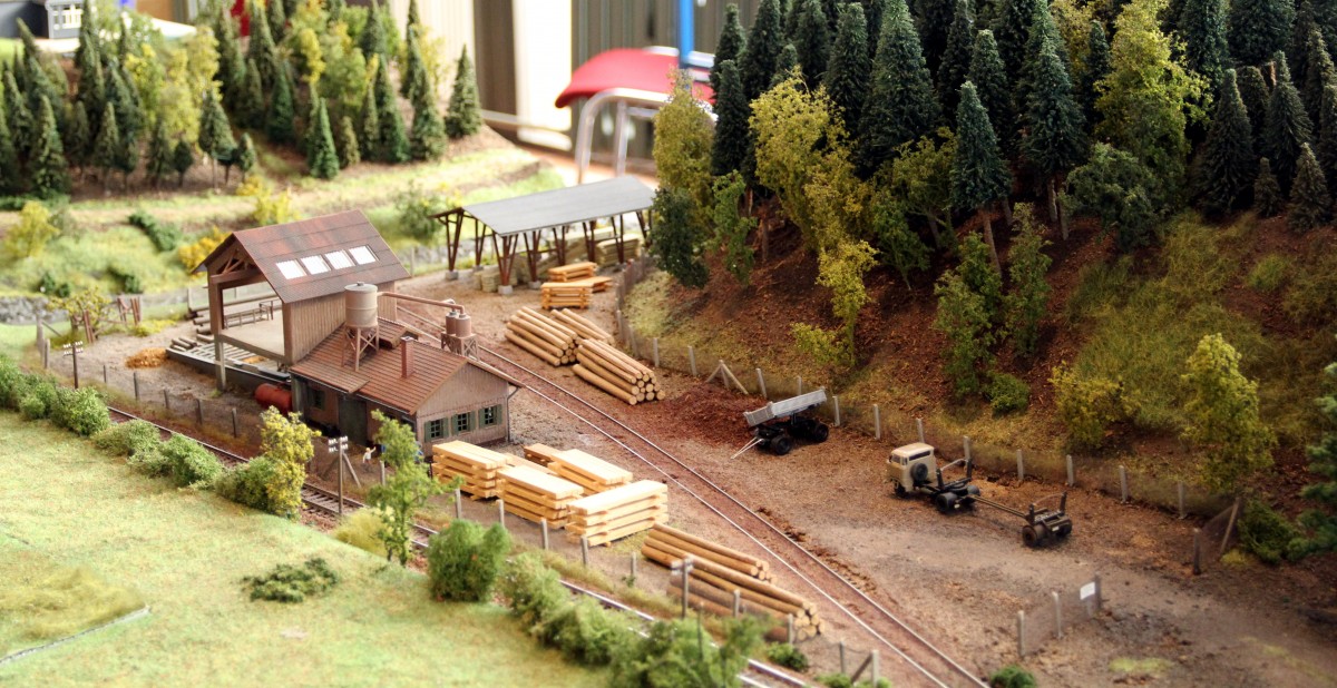 Modellbahn Szene auf einer Modellbahnanlage in Gera. Foto 09.11.2013 