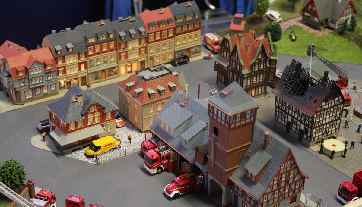 Modellbahn Szene auf einer Modellbahnanlage in Zeulenroda. Foto 09.11.2013