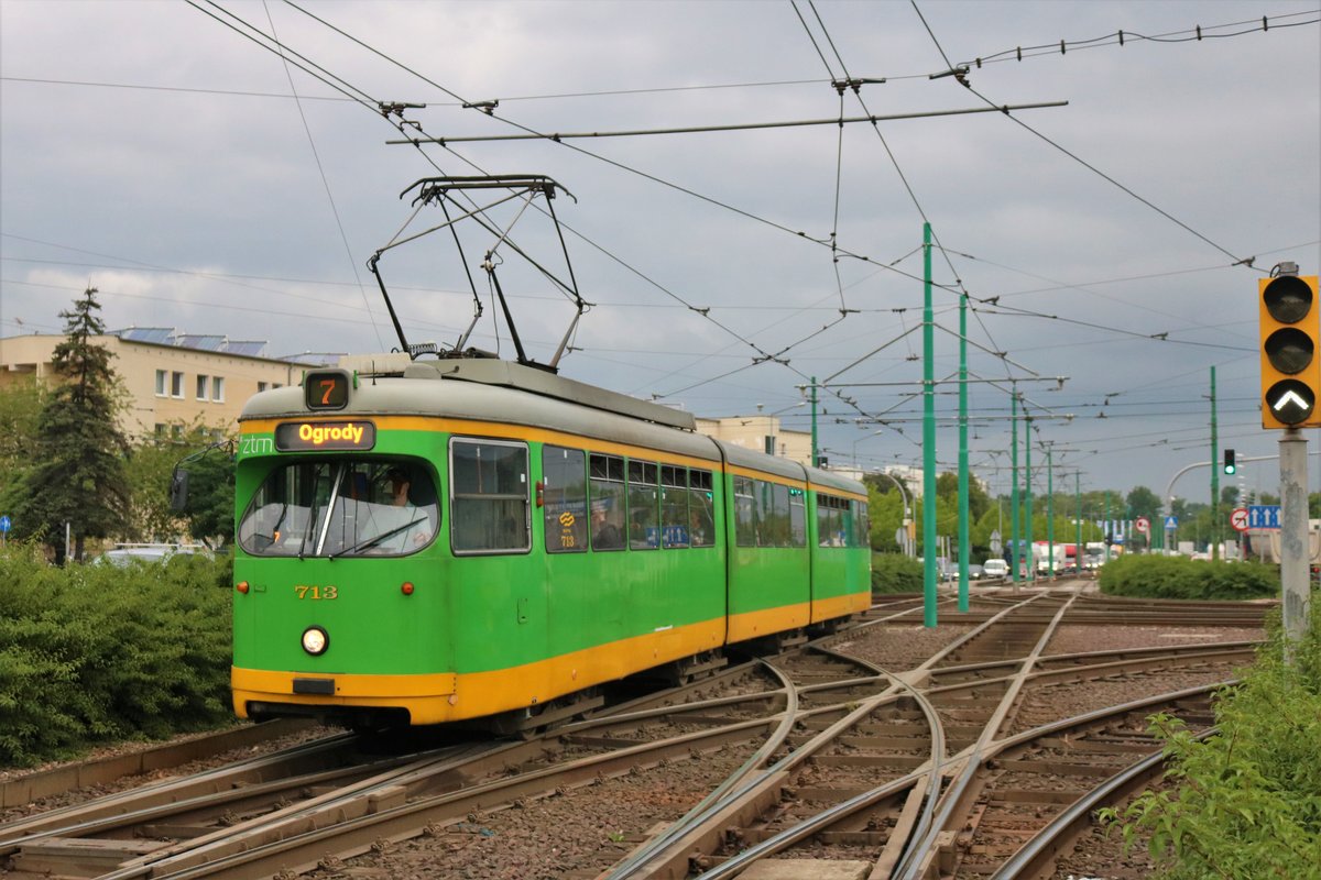 MPK Poznan Düwag GT8 Wagen 713 (ex Düsseldorf) am 17.07.18 in Posen (Polen)