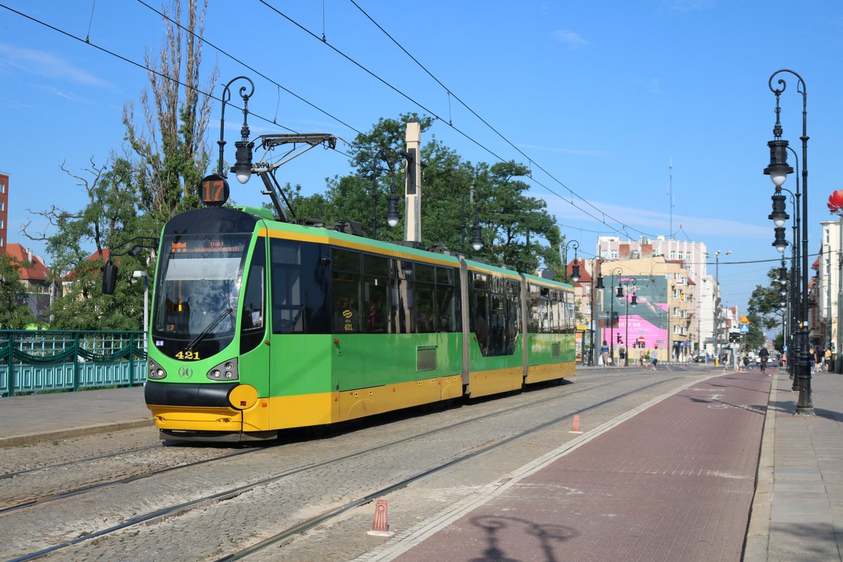MPK Poznan Moderus Betawagen 421 am 16.07.18 in Posen (Polen)