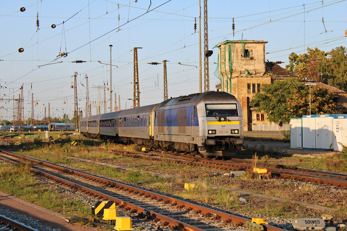 MRB 223 144 erreicht mit ihrem RE6 Leipzig Hbf. (08.09.2023)